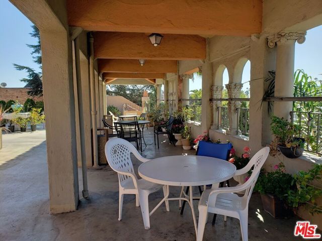 5640 Franklin Avenue 200, Los Angeles, CA 90028