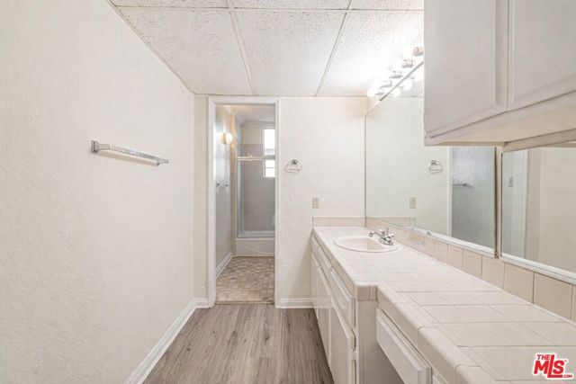 5640 Franklin Avenue 200, Los Angeles, CA 90028