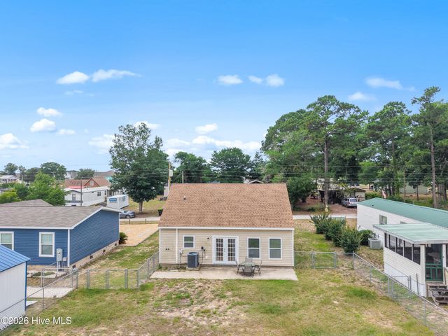 3216 Greenbriar Avenue SW, Supply, NC 28462
