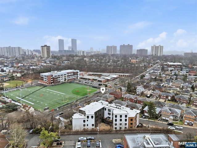 1435 10th Street 207, Fort Lee, NJ 07024