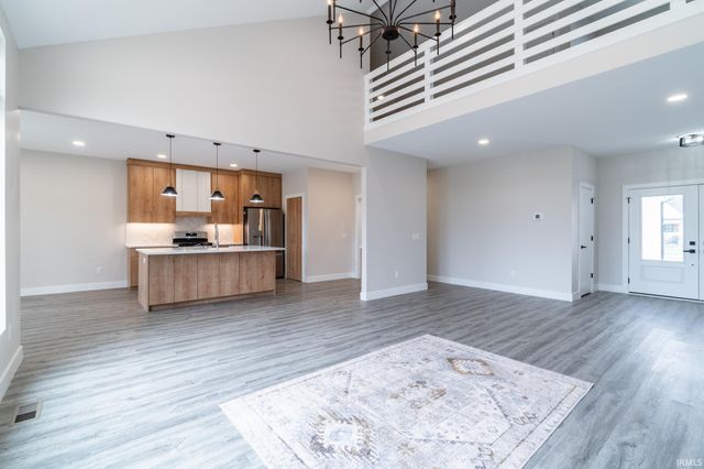 619 Sandringham Pass, Fort Wayne, IN 46845