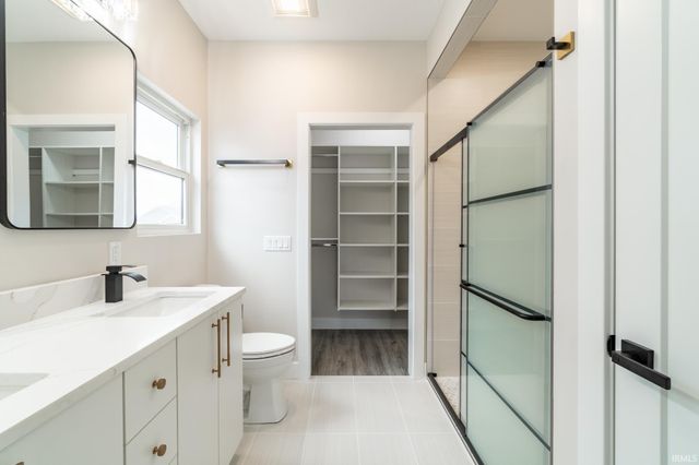 619 Sandringham Pass, Fort Wayne, IN 46845