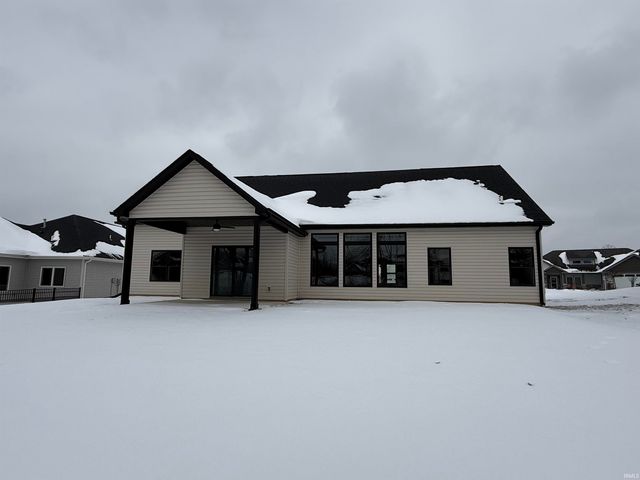 619 Sandringham Pass, Fort Wayne, IN 46845