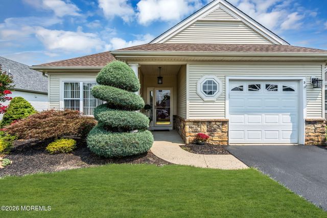 3 El Greco Drive, Manchester, NJ 08759