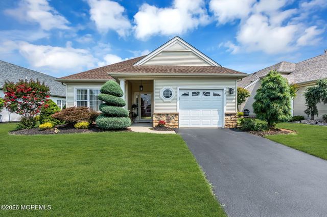 3 El Greco Drive, Manchester, NJ 08759