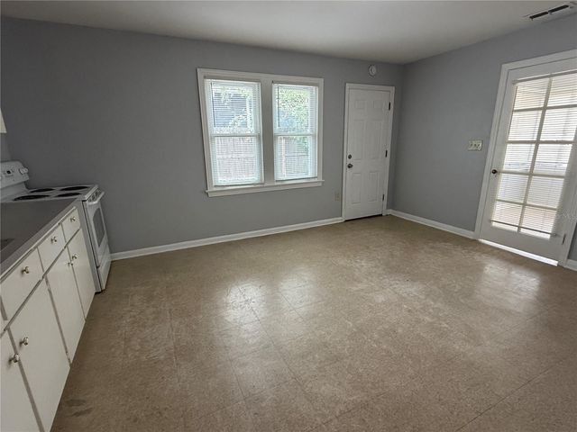 3104 N MASSACHUSETTS AVENUE A, Tampa, FL 33603