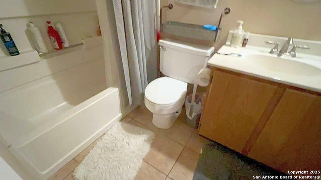 4710 Desert Poppy, San Antonio, TX 78247