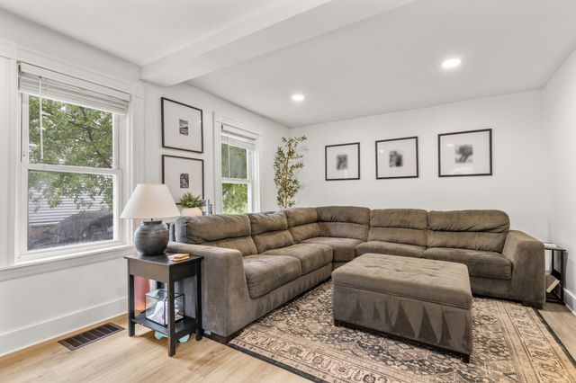 29 Sterling St 29, Weymouth, MA 02188