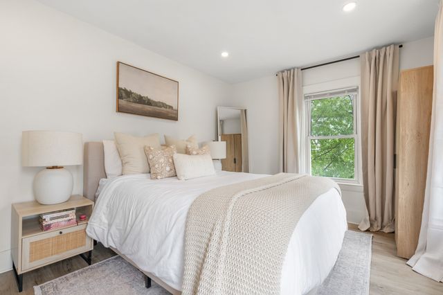 29 Sterling St 29, Weymouth, MA 02188
