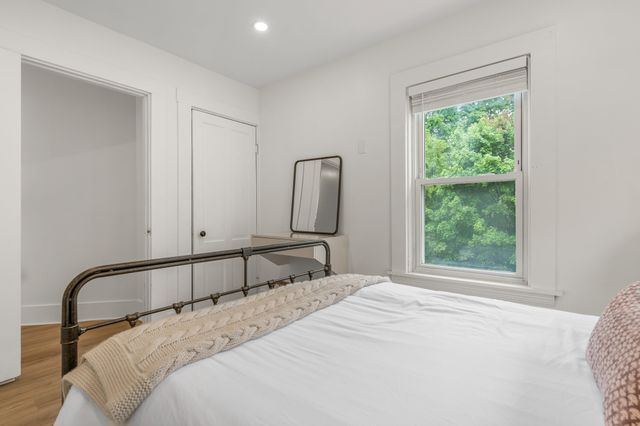 29 Sterling St 29, Weymouth, MA 02188