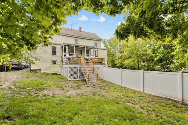 29 Sterling St 29, Weymouth, MA 02188