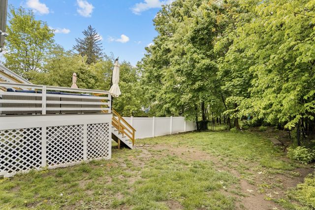 29 Sterling St 29, Weymouth, MA 02188