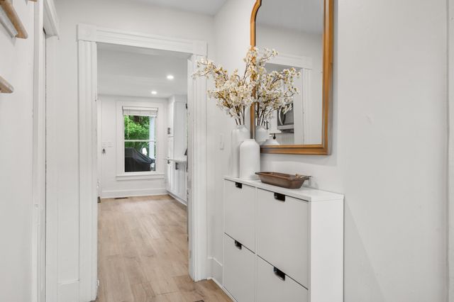 29 Sterling St 29, Weymouth, MA 02188