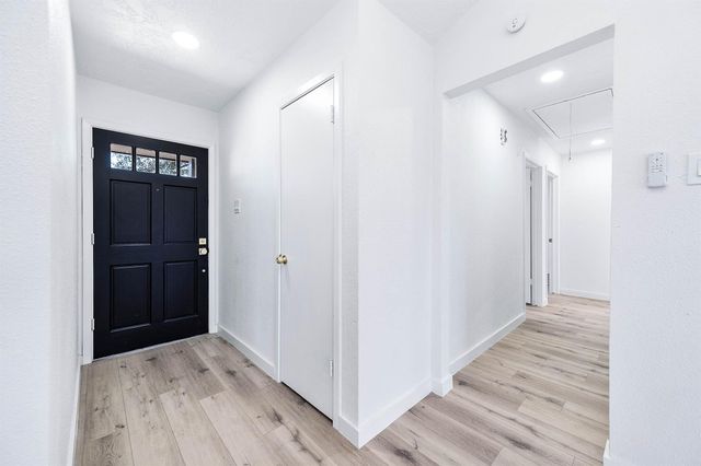 2118 Pepperglen Court, Missouri City, TX 77489