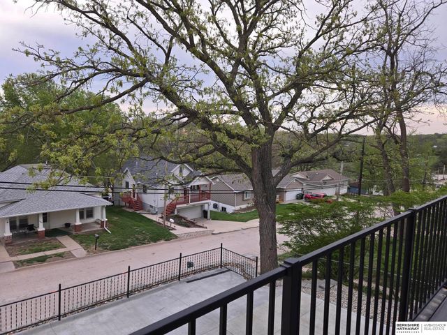 612 S 6TH Street, Plattsmouth, NE 68048