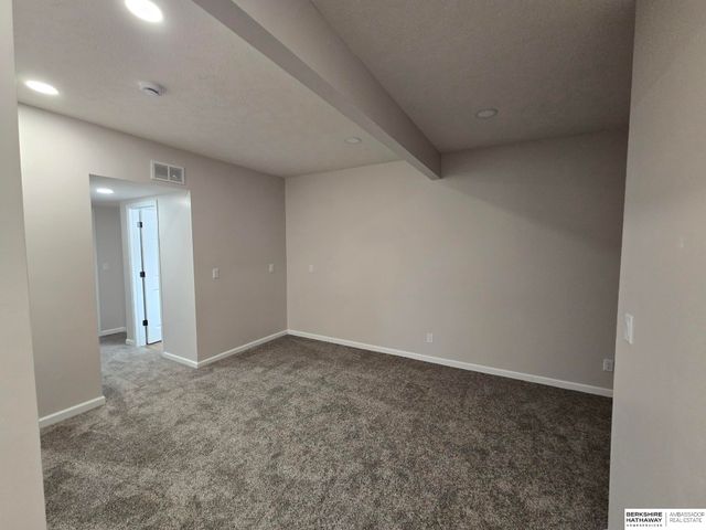 612 S 6TH Street, Plattsmouth, NE 68048