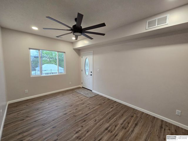 612 S 6TH Street, Plattsmouth, NE 68048