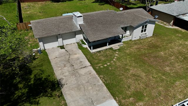 7015 Dover Lane, Richland Hills, TX 76118