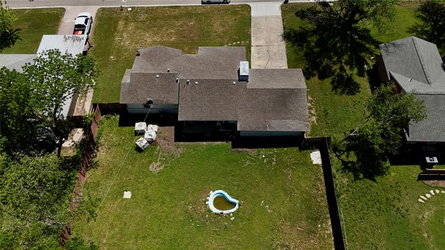 7015 Dover Lane, Richland Hills, TX 76118