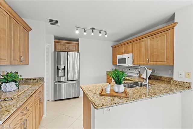 8291 Grand Palm DR 2, Estero, FL 33967