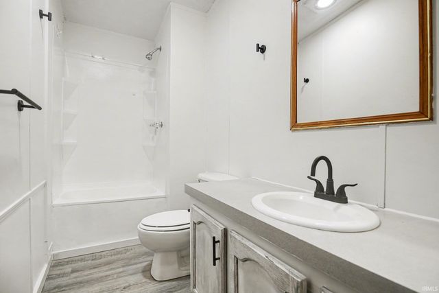 27286 Nelson Avenue, Elkhart, IN 46517