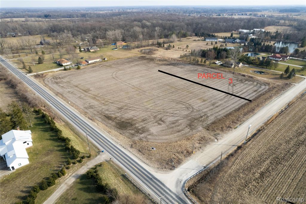 SOUTH OF SCHOENHERR schoenherr SE 29 MILE AND SCHOEHNERR Road Drive, Washington Township, MI 48094