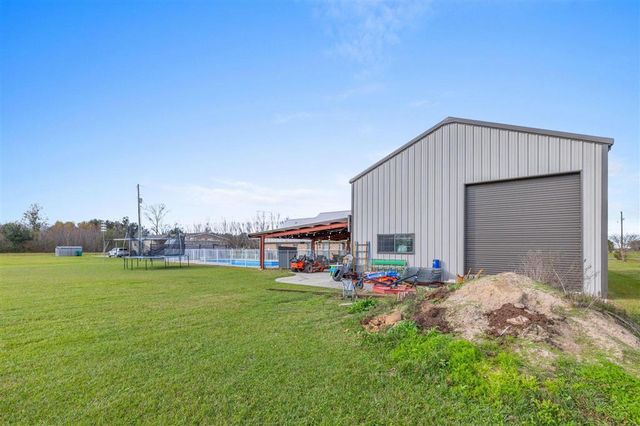 7375 McCown Road, Iowa, LA 70647