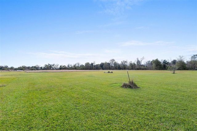 7375 McCown Road, Iowa, LA 70647
