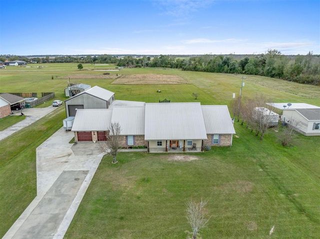 7375 McCown Road, Iowa, LA 70647