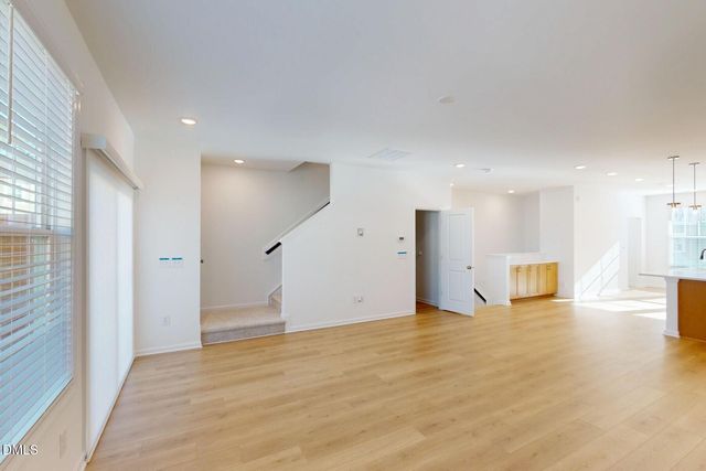 5029 Jowett'S Walk Drive 29, Cary, NC 27519