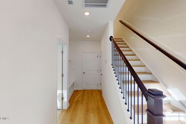 5029 Jowett'S Walk Drive 29, Cary, NC 27519