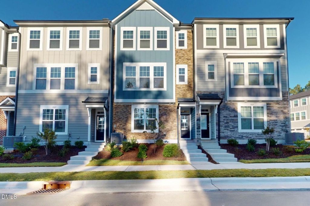 5029 Jowett'S Walk Drive 29, Cary, NC 27519