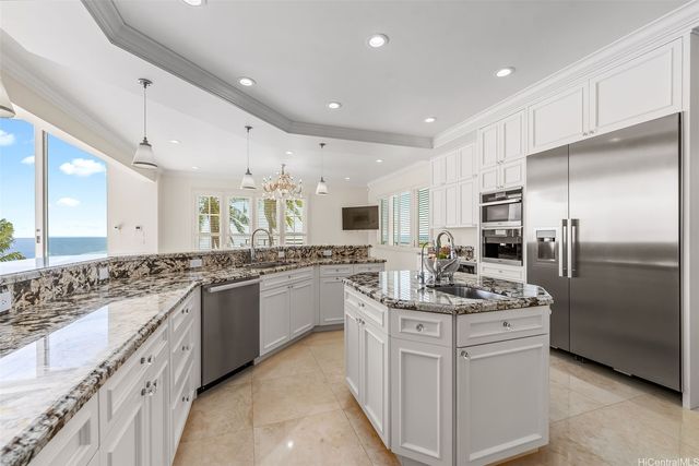 269 Kaialii Place, Honolulu, HI 96821