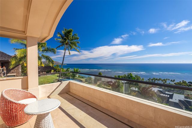 269 Kaialii Place, Honolulu, HI 96821