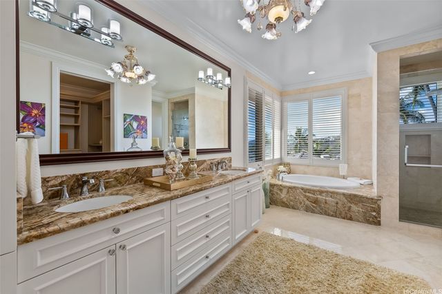 269 Kaialii Place, Honolulu, HI 96821