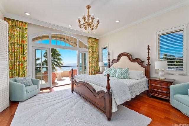 269 Kaialii Place, Honolulu, HI 96821