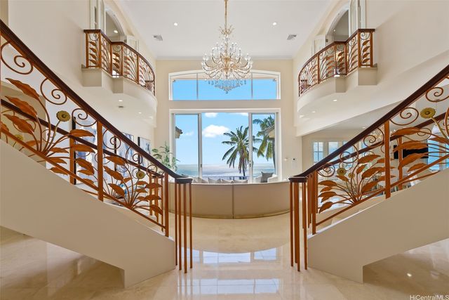 269 Kaialii Place, Honolulu, HI 96821