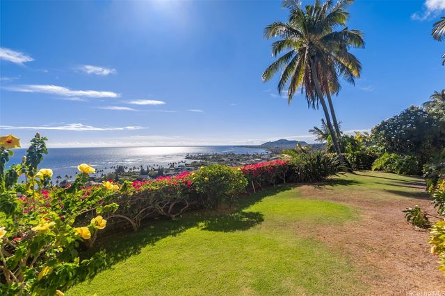 269 Kaialii Place, Honolulu, HI 96821