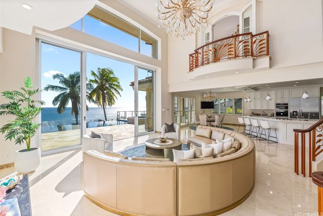 269 Kaialii Place, Honolulu, HI 96821