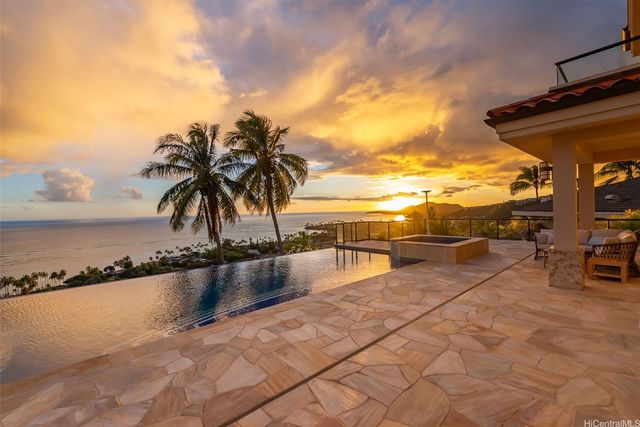 269 Kaialii Place, Honolulu, HI 96821