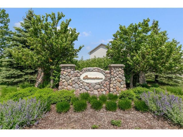 6256 Olive Lane N, Maple Grove, MN 55311
