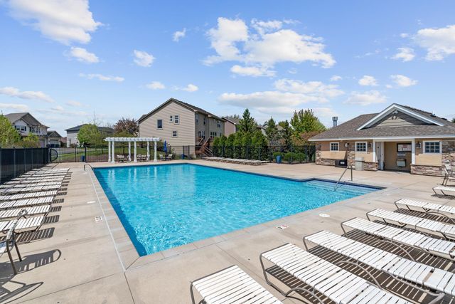 6256 Olive Lane N, Maple Grove, MN 55311