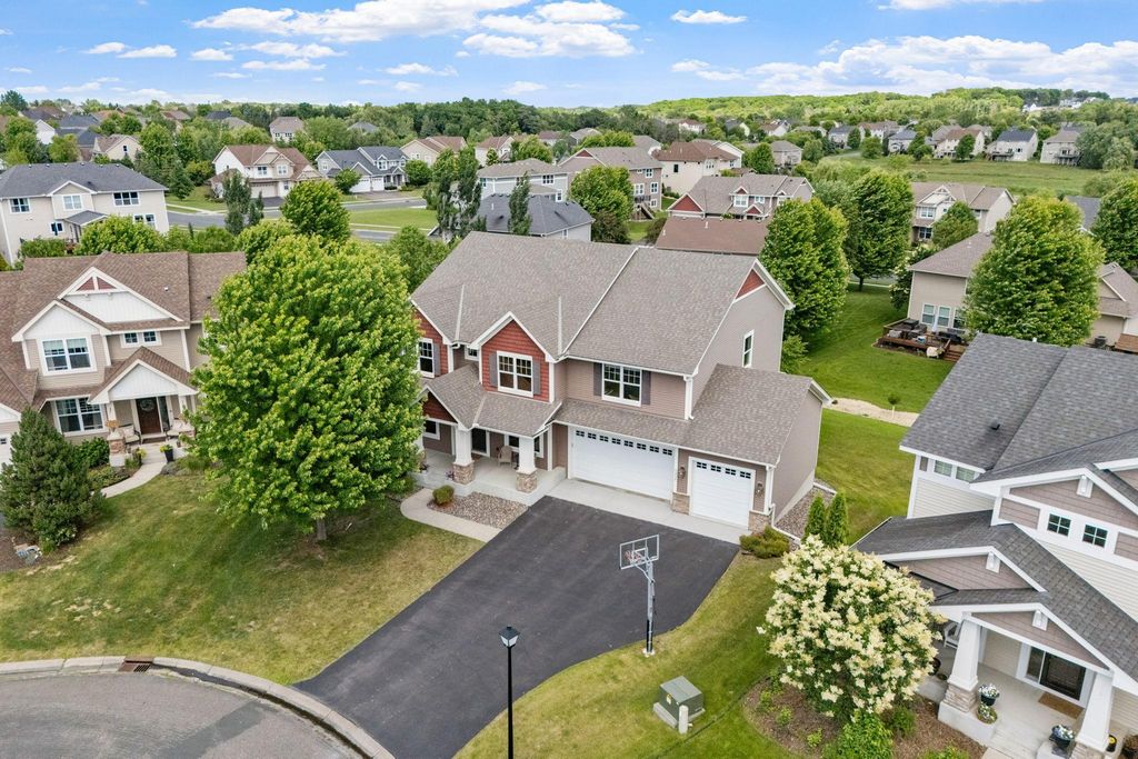 6256 Olive Lane N, Maple Grove, MN 55311