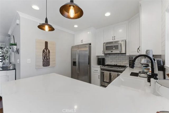 3926 Downey Court, Simi Valley, CA 93063