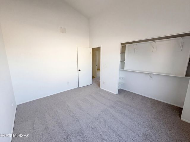 8049 S Carbury Way, Tucson, AZ 85747