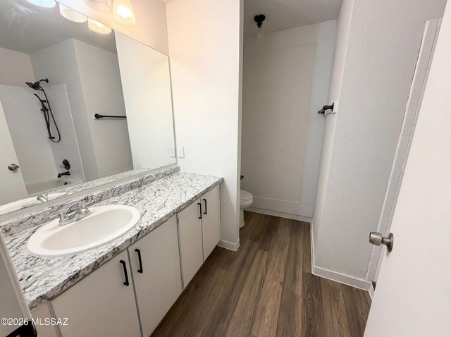 8049 S Carbury Way, Tucson, AZ 85747