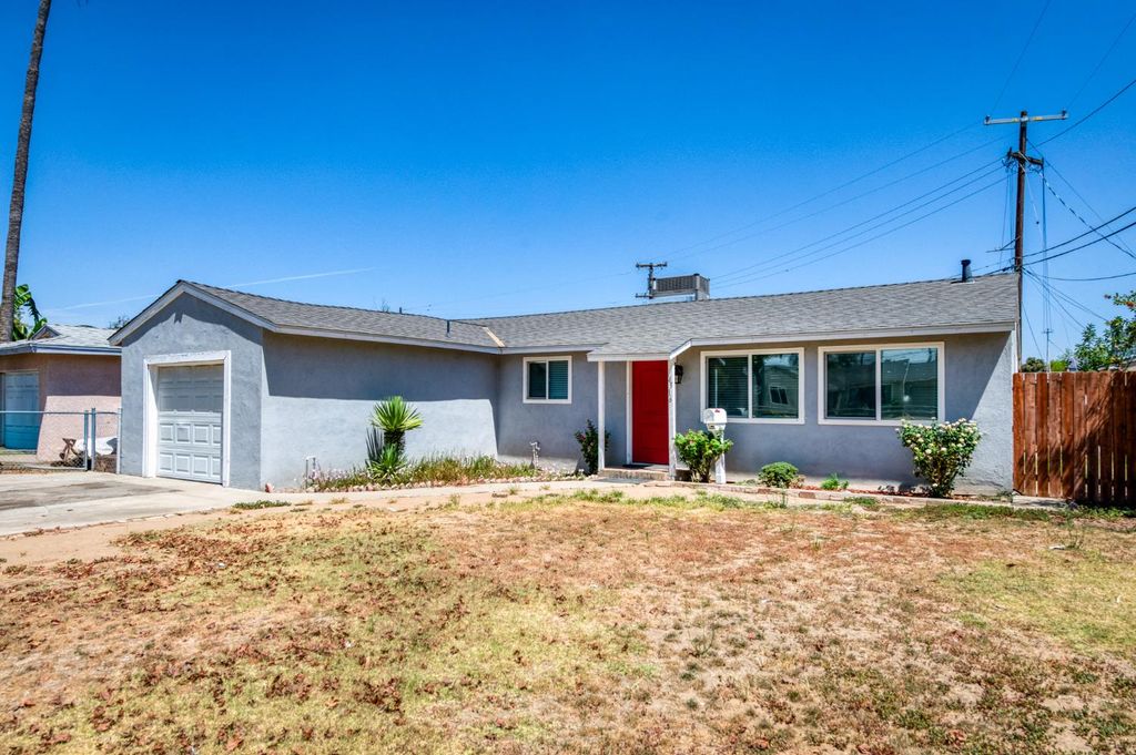 4516 N Anna Street, Fresno, CA 93726