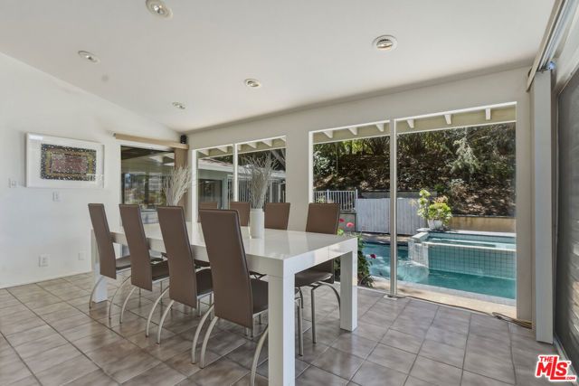 3553 Summerfield Drive, Los Angeles, CA 91423