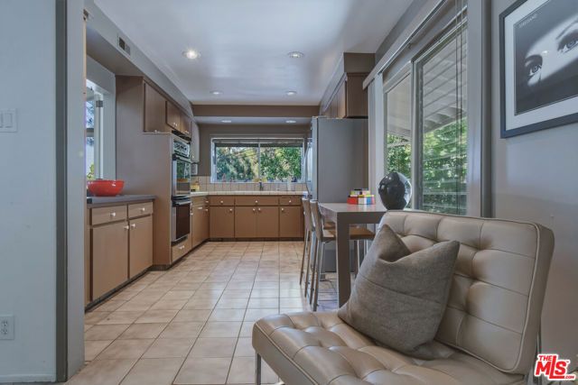 3553 Summerfield Drive, Los Angeles, CA 91423