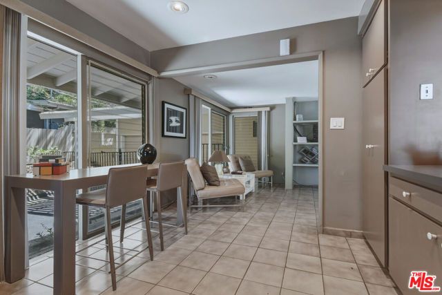 3553 Summerfield Drive, Los Angeles, CA 91423